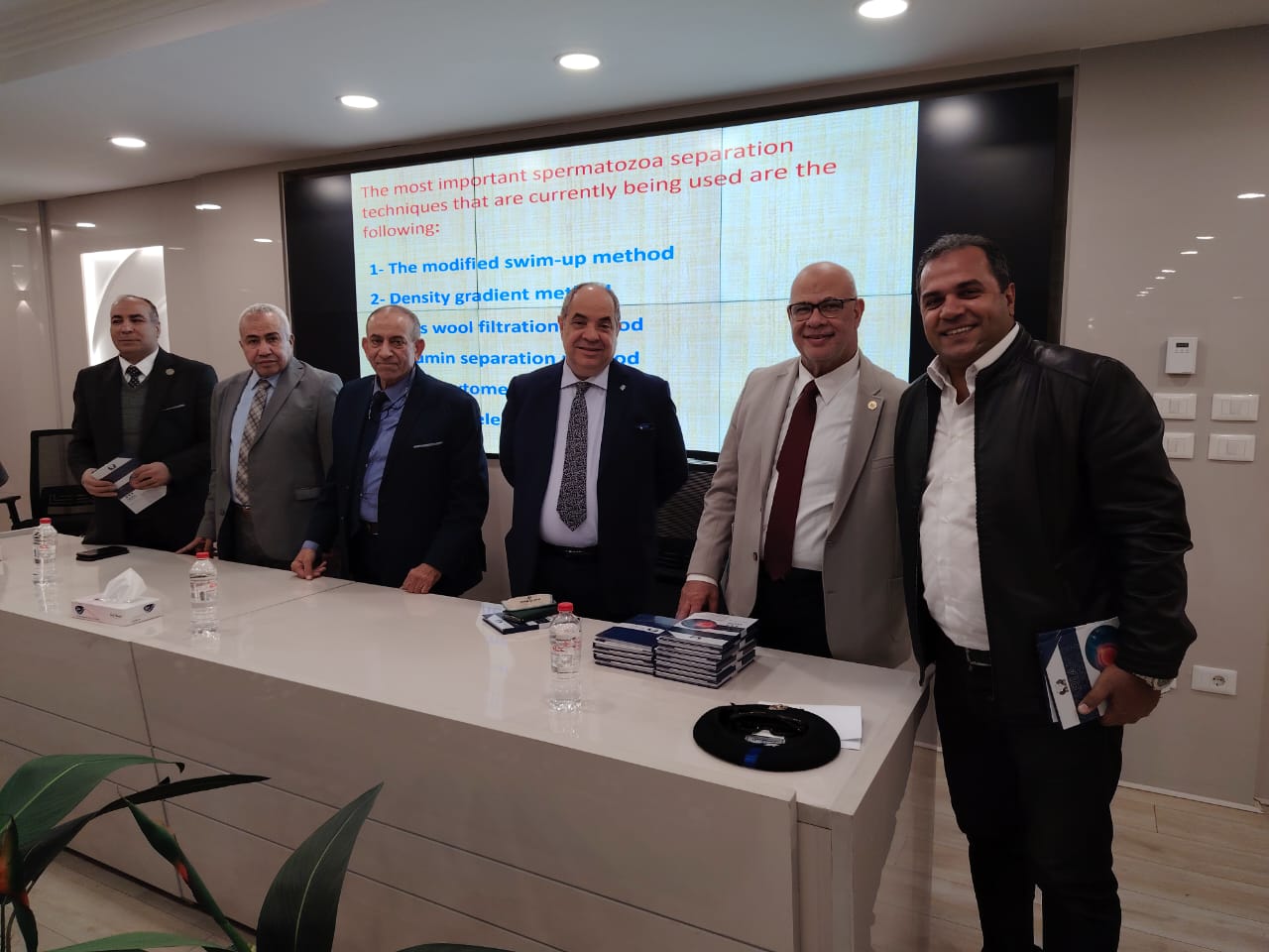 من المؤتمرات والعمليات 7